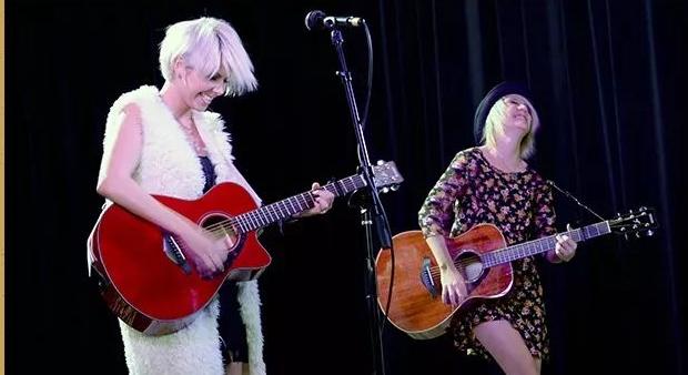 don吉他和雅马哈吉他哪个好,雅马哈可以自弹的钢琴