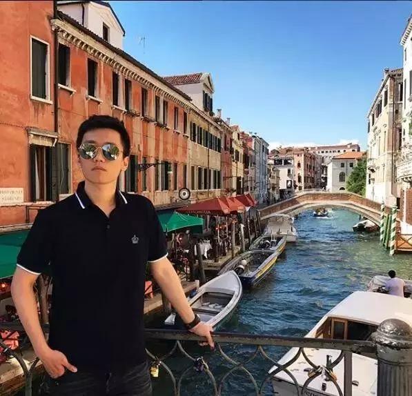 27岁身价百亿前首富,27岁身价上亿