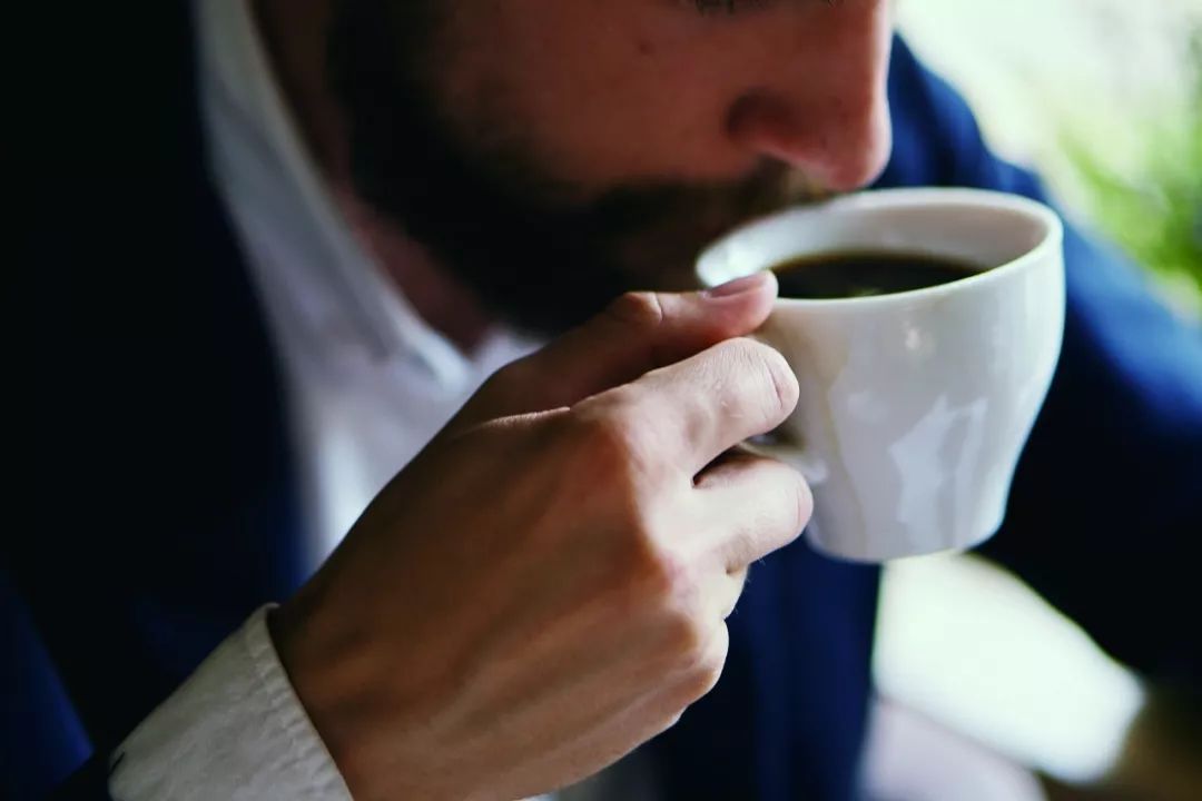 用三张图把一张图演绎出来,用三张图做的视频