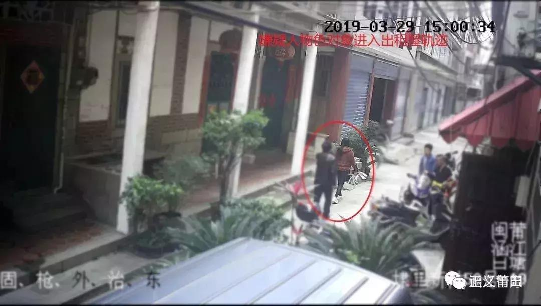 最新抓获招嫖诈骗团伙被抓的视频,莆田扫黄警察抓捕过程