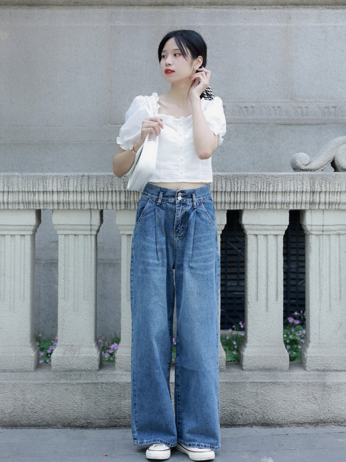 这才是阔腿裤的正确“打开方式”，搭配这4件上衣，显瘦气质