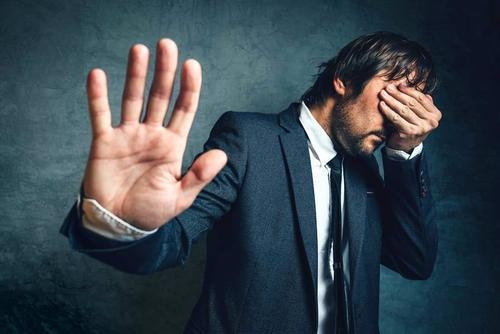 中年妇女头晕心慌是什么原因,为什么人到中年总是烦躁