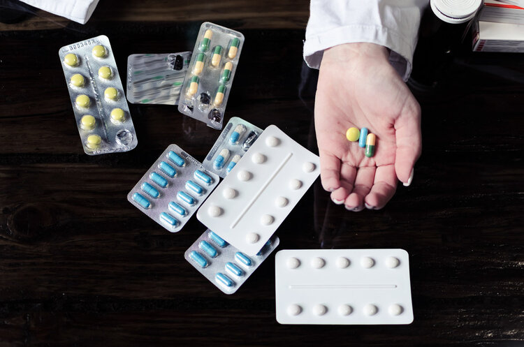 长期吃二甲双胍怎么补充维生素b12,体内缺维生素b2吃什么补得最快