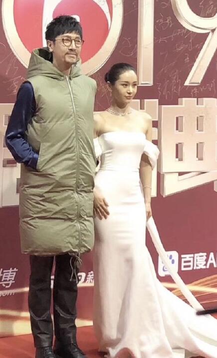 张鲁一王子文红毯,赵今麦和谁走红毯