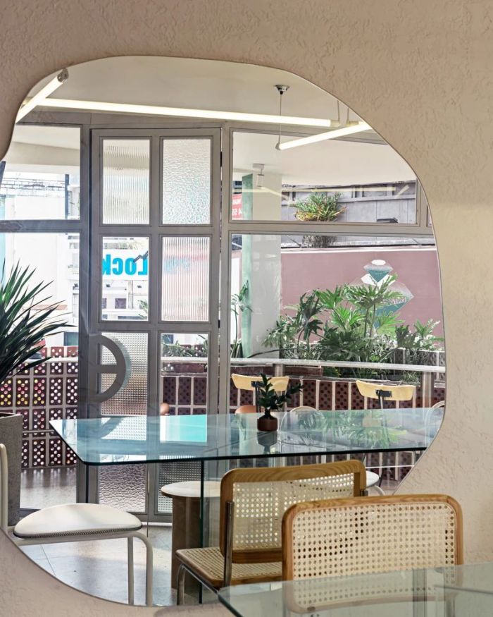 咖啡馆的闲暇时光,咖啡馆里惬意美好的时光