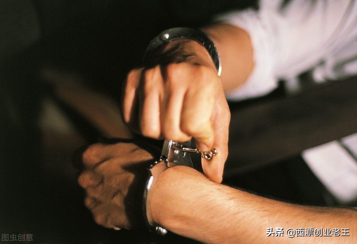 投资机构骗的费用怎么要回,套路高利贷款诈骗案