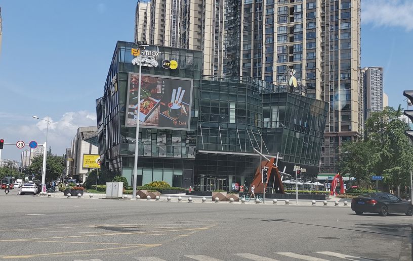 踩盘:攀成钢神盘仁恒滨河湾又要来了,这回有600多个幸运儿?