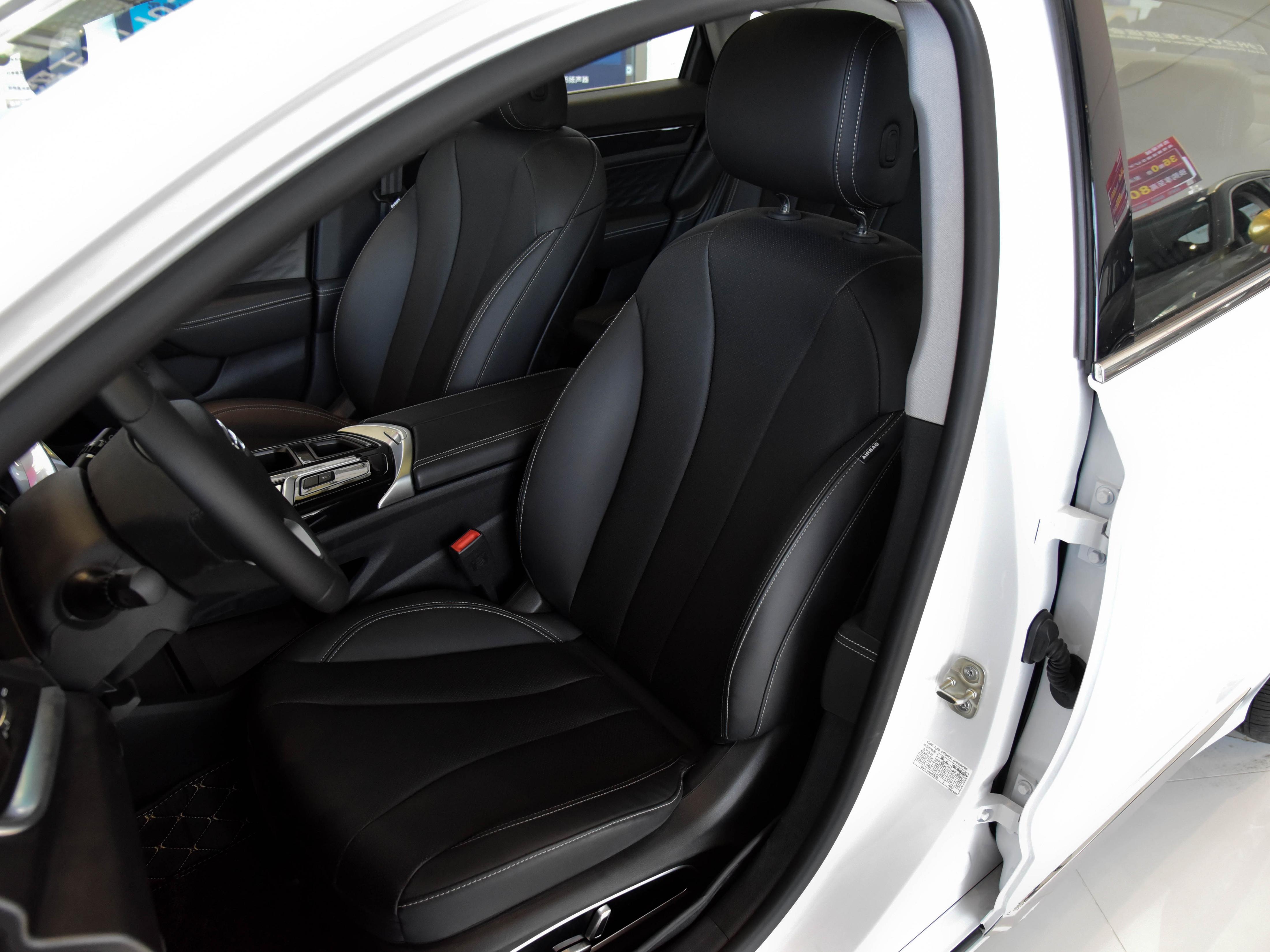 吉利博瑞和迈腾怎么选,价位比竞争对手低