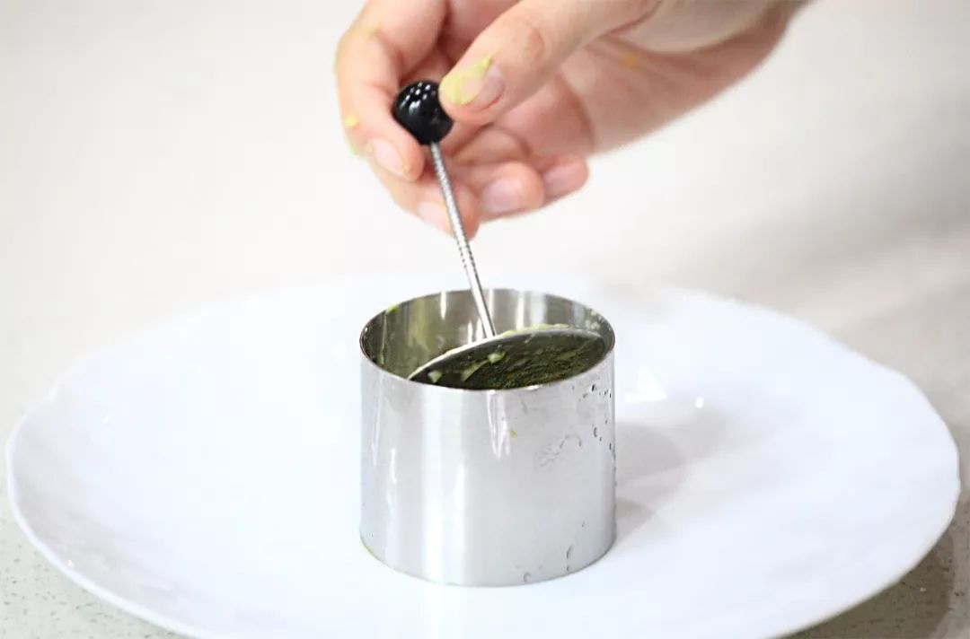 金枪鱼牛油果塔塔的做法,金枪鱼塔塔做法步骤