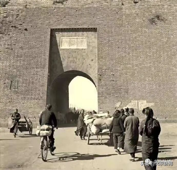 记忆中的北京绘画,这些画最能还原真实的老北京