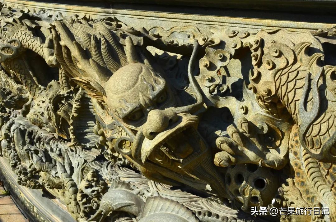 广西“布达拉宫”，据说台湾富商花30亿，用8000工人才建成