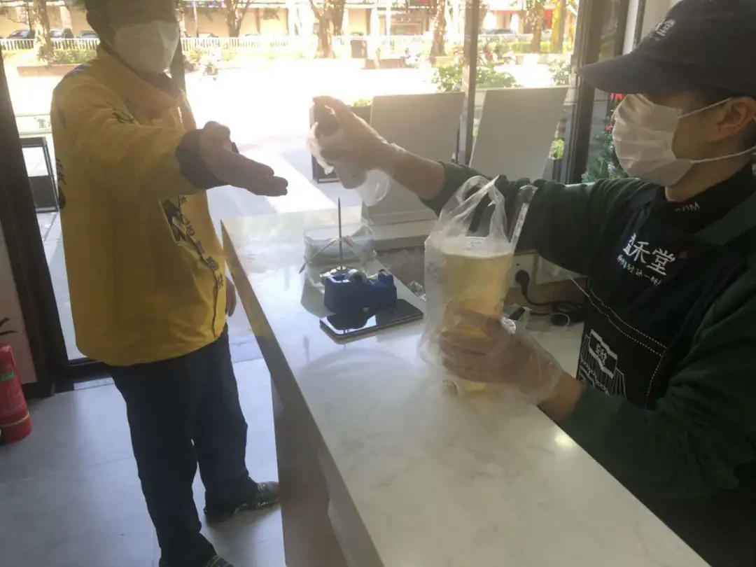 疫情下的小奶茶店生意怎么样,疫情下奶茶店怎么运作的