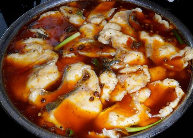 火锅鱼不用火锅底料,喜欢吃火锅又不能吃辣的