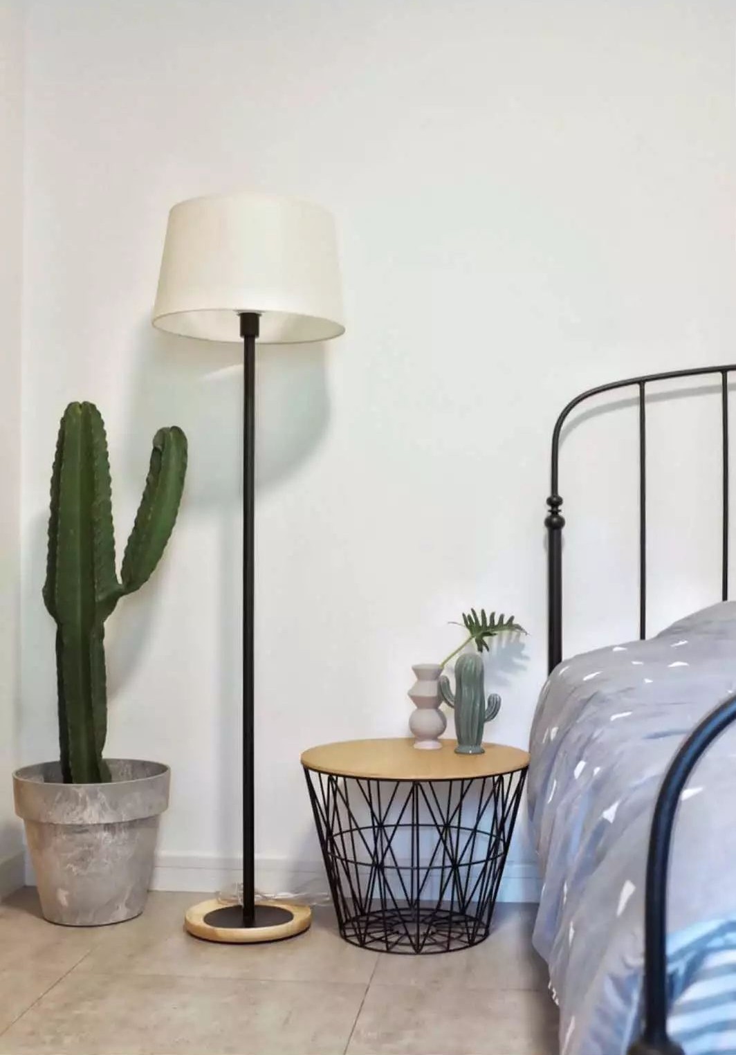 北欧简约风主卧婚房,小户型北欧风格婚房装修