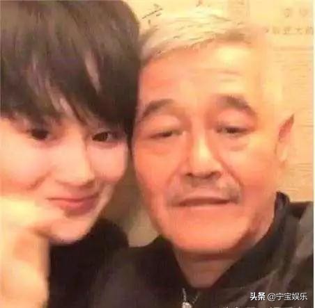 赵本山给儿子相亲被人看上,赵本山儿子恋情被曝