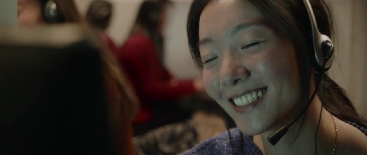 《下海》：90年代沦落巴黎街头的东北女人，放弃灵魂的求生者