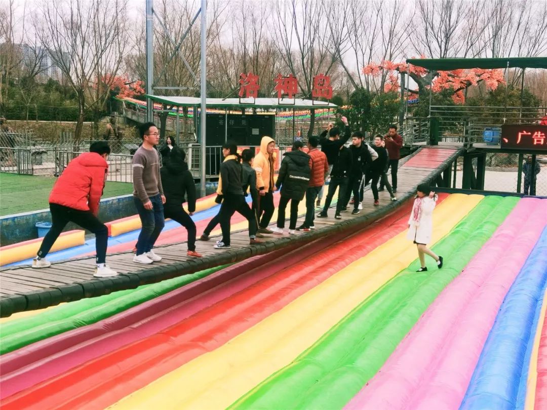 温泉灯光展,温泉灯光秀打卡点