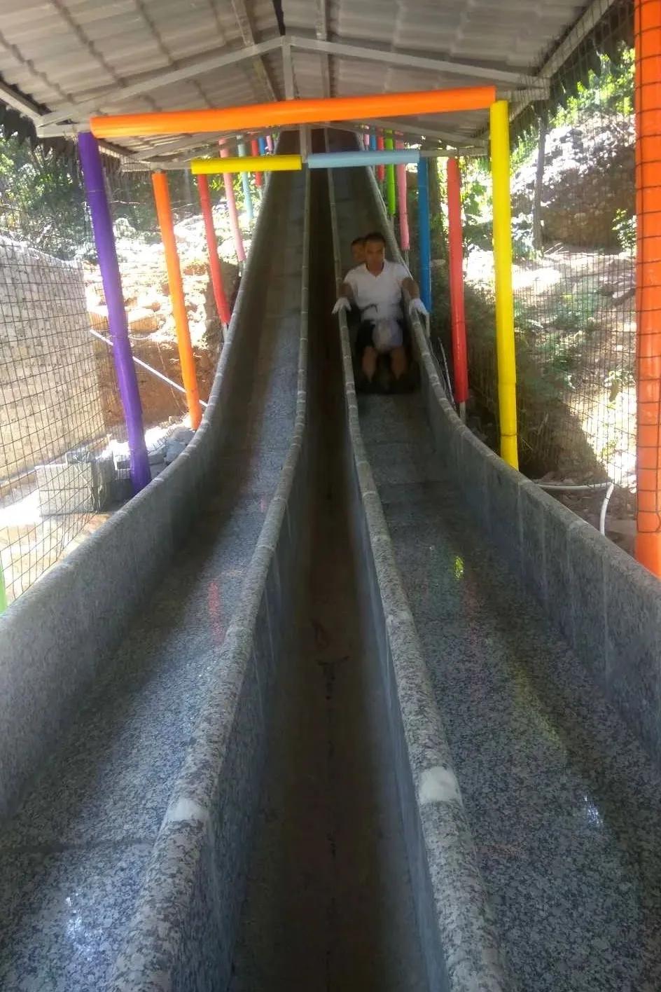 鲁山水上乐园闯关比赛,山叶口玩水