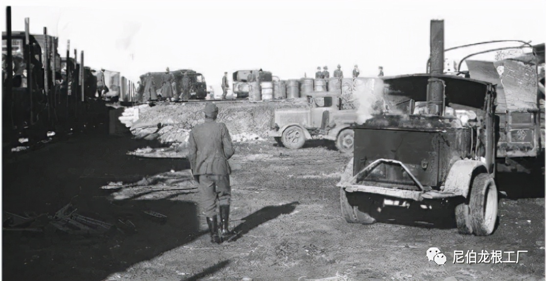 灰色牲口投食器：苏俄牵引式*战野**厨房小史