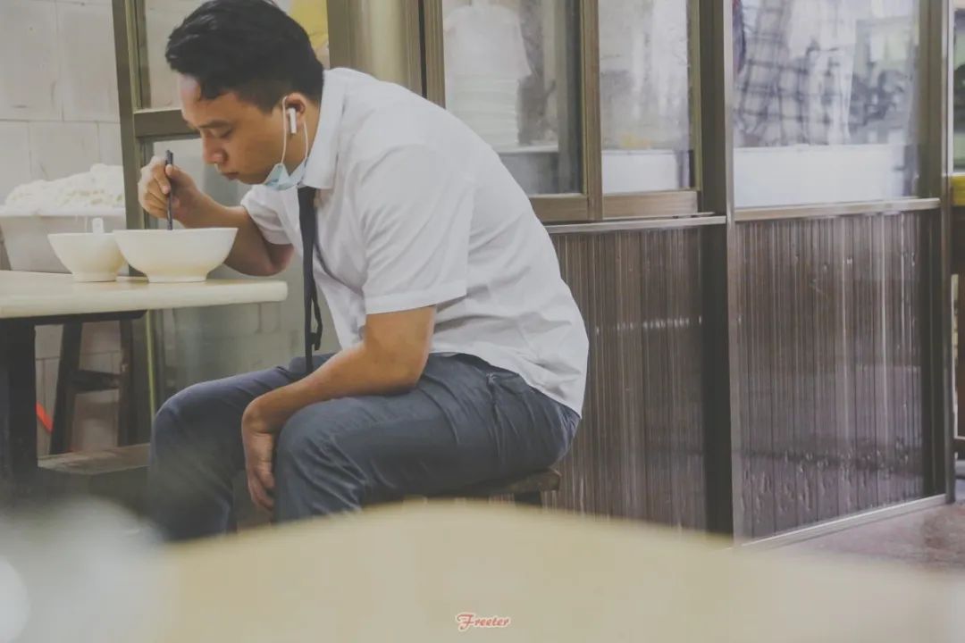 这碗粉说不上哪里好，但就是谁也替代不了...