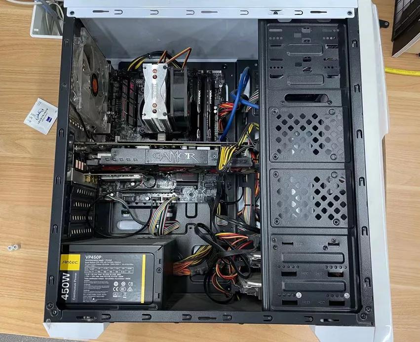 电脑卡顿用什么清理软件好,电脑玩着卡顿除了清灰还需要什么