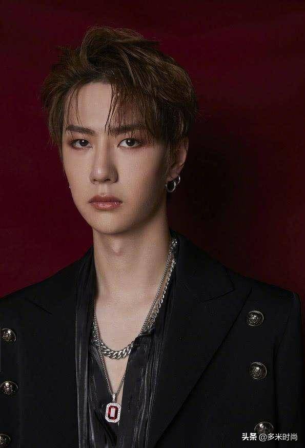 行走的眼妆教程王一博,王一博眼妆化妆教程解析