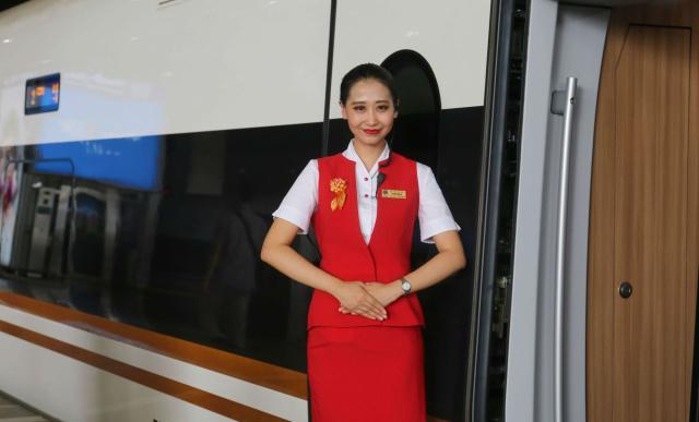 坐高铁有什么免费福利,高铁乘坐福利政策有哪些