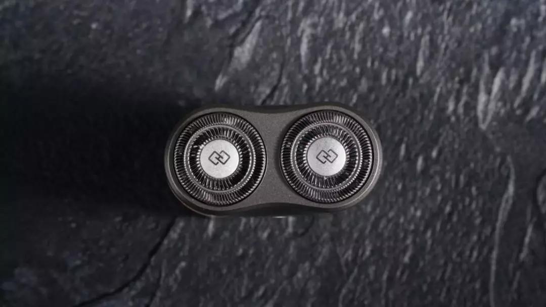 削铁如泥剃须刀,巴掌大的剃须刀你用过吗