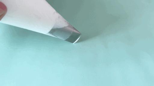 动物奶油裱花基础知识和手法,巧克力蛋糕裱花基础手法