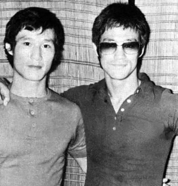 李小龙的肌肉为什么不大,李小龙的肌肉是什么水平