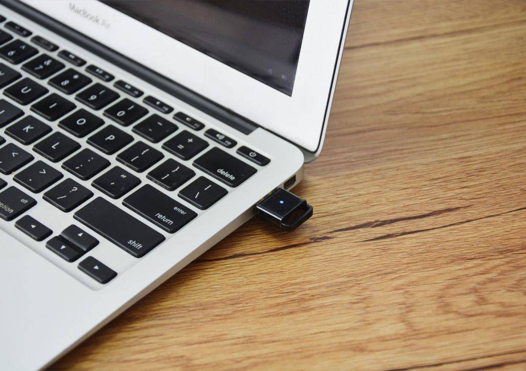 毕亚兹和绿联蓝牙5.1适配器哪个好,毕亚兹蓝牙音频适配器k3