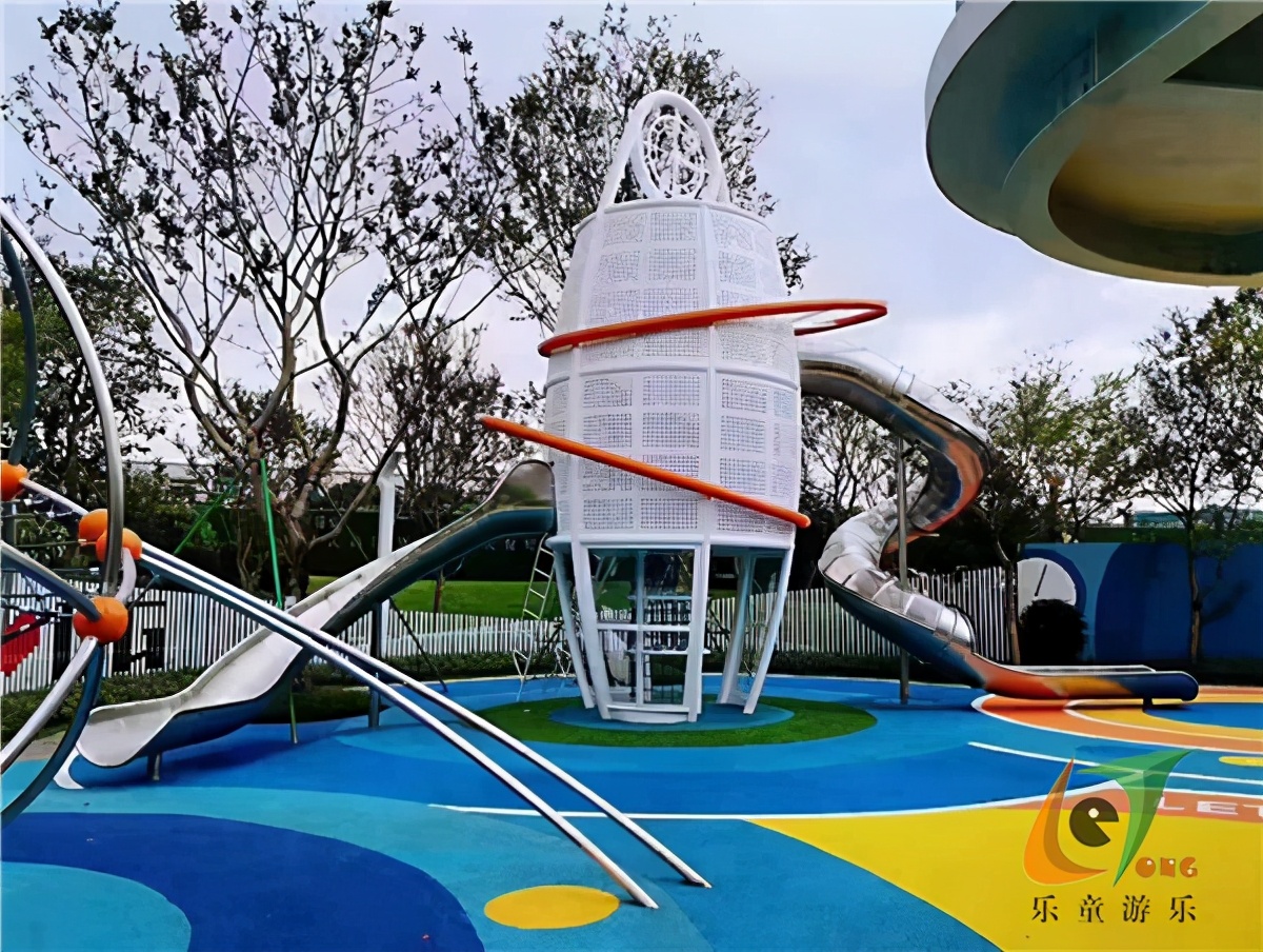 重庆非标定制不锈钢滑梯游乐设备,海口不锈钢旋转滑梯直销厂家