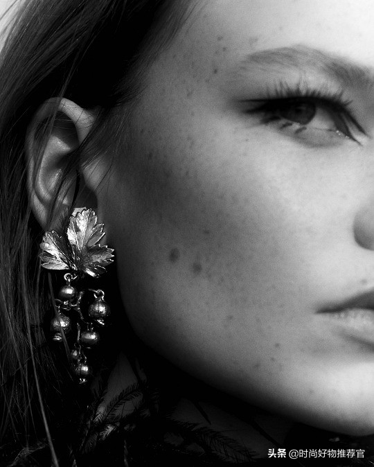 ysl黑色小西装金色logo,ysl心形豹纹复古白色