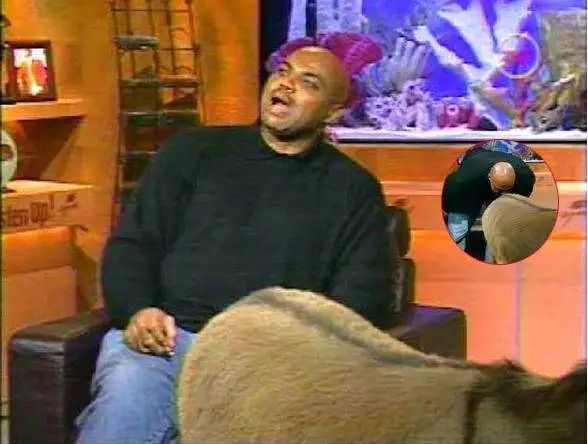 中国花式篮球领军视频,中国花式篮球第一人姜山