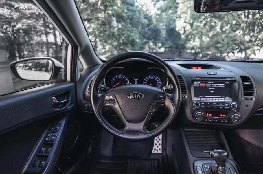 为什么第一辆车不建议买电车,为什么第一辆车不建议买二手