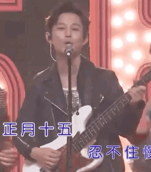 贝斯和吉他的区别懂吗,吉他和贝斯哪个更吸引人