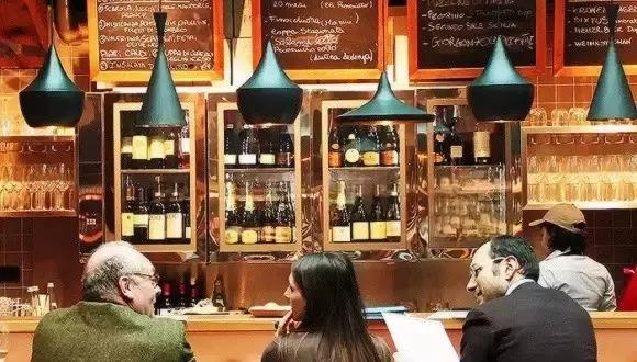 富二*开代**超市，情人节为单身狗开Party，年赚25亿