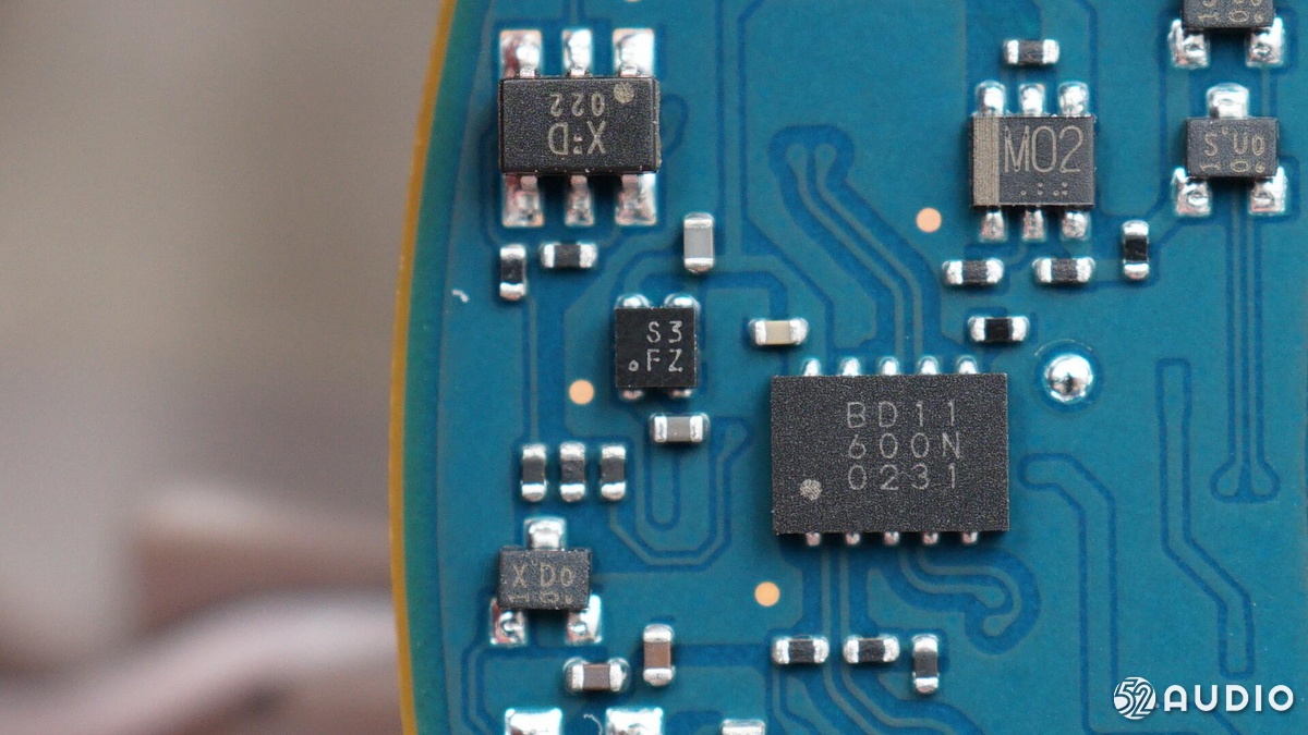 索尼耳机wh1000xm4拆卸视频,索尼wh-1000xm4全球购