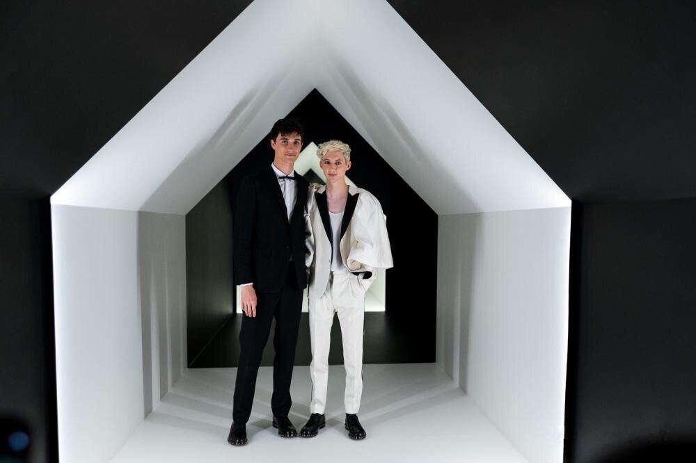 175左右男生每日穿搭,175体重100男生怎么穿才好看