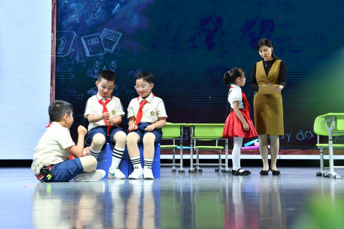 与国同行七十载，广植桃李育栋梁，五角场小学70周年校庆隆重举行