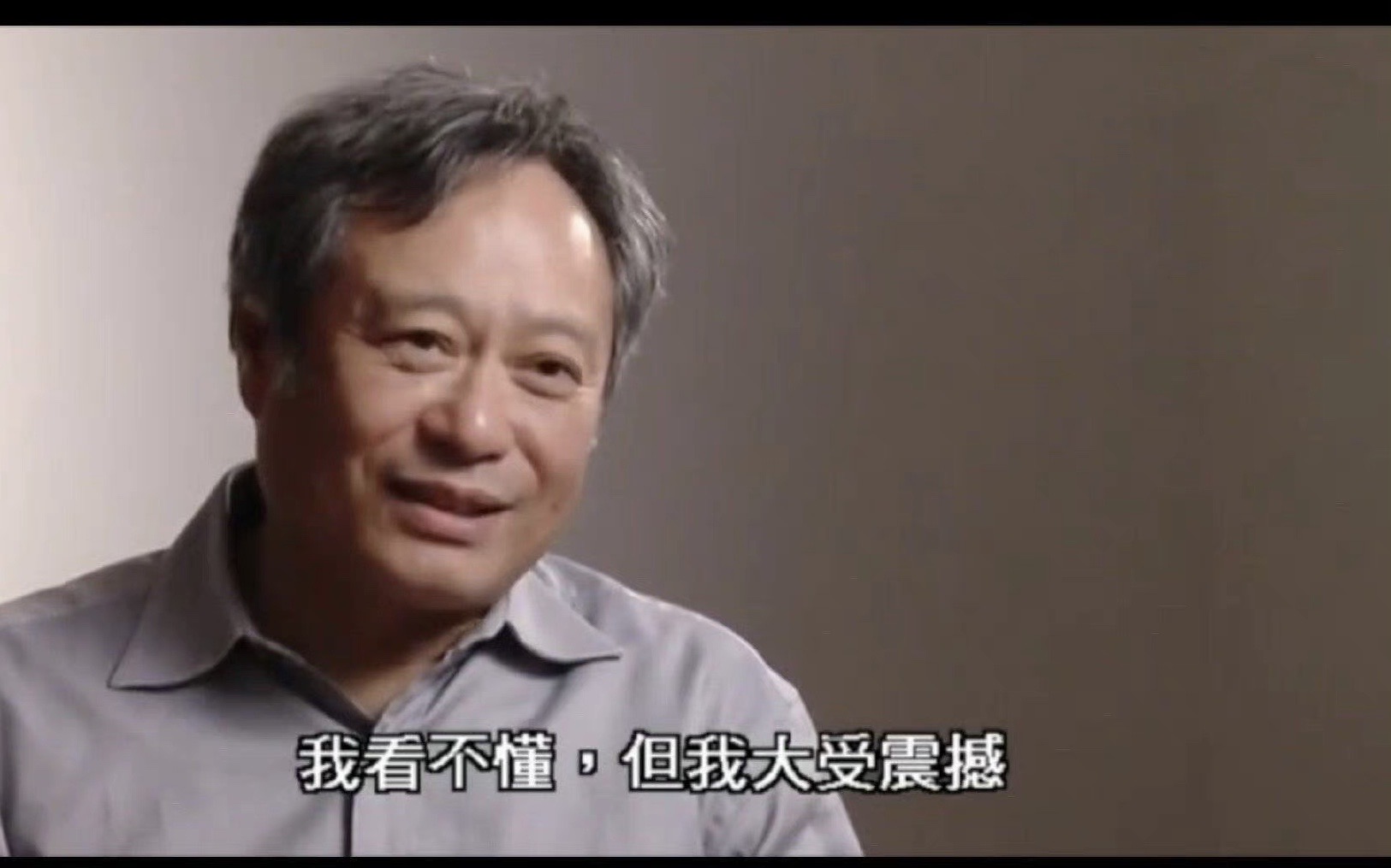 橘子晚报：粉丝声讨Owhat退钱；王思聪评论后劳斯莱斯删晚晚视频