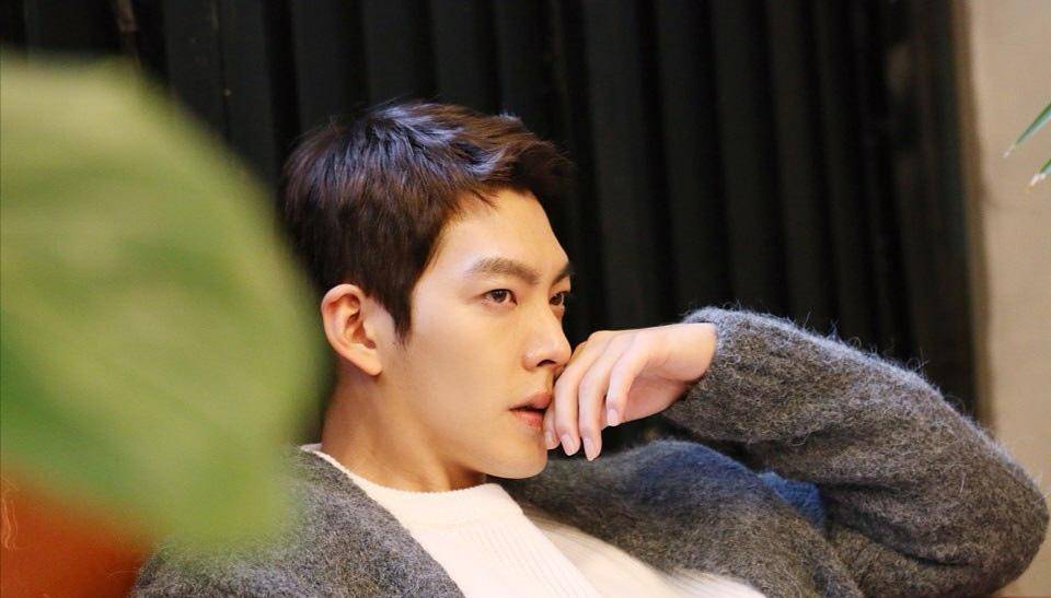 金宇彬帅气视频,金宇彬少年感帅照视频