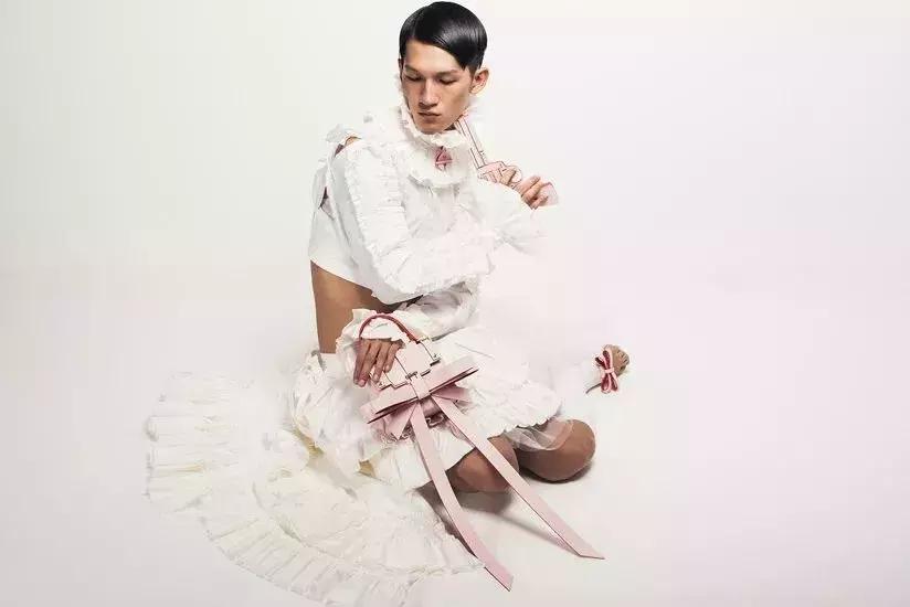 1000的包包值得买吗,1000块钱值得入手的包