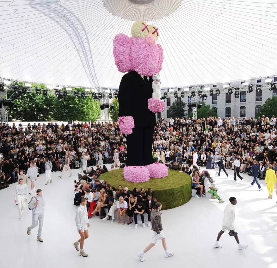 dior又要升价了吗,dior和潮牌一样吗