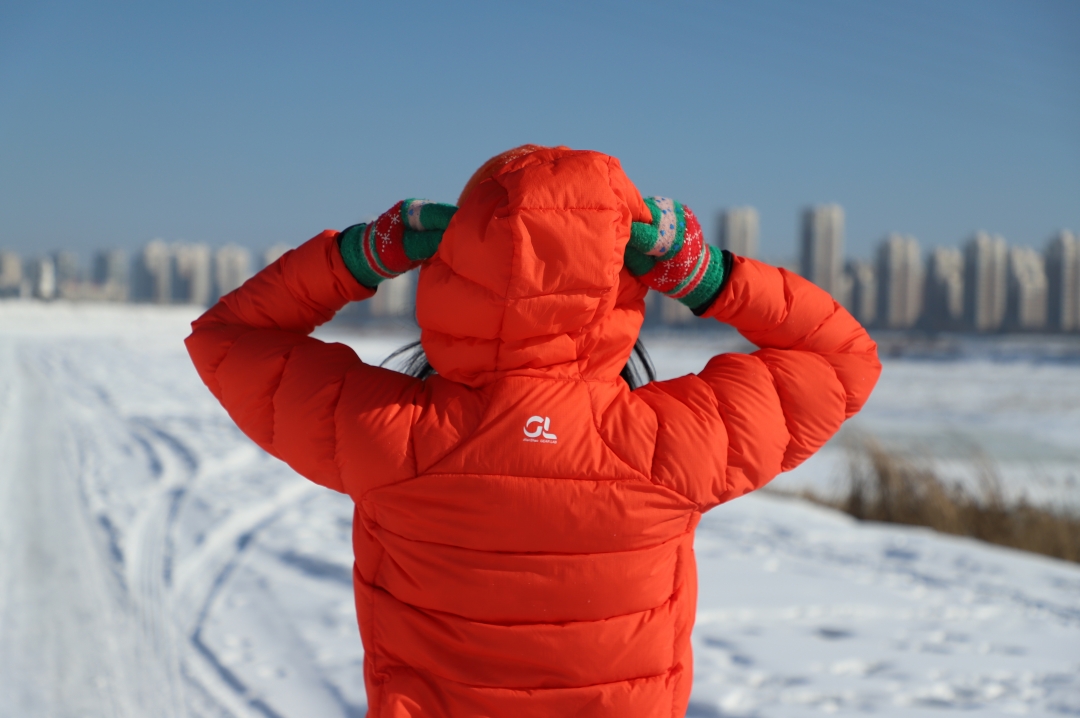 #头号运动玩家#穿1000蓬羽绒服在零下二三十度跑步什么体验