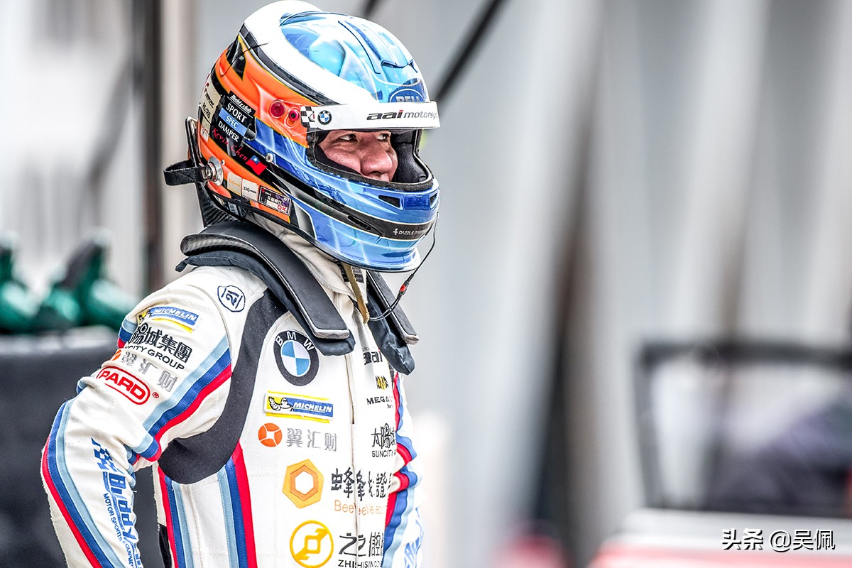 花500万去投资酒吧一年回本值得吗,当一名赛车手可以赚多少钱