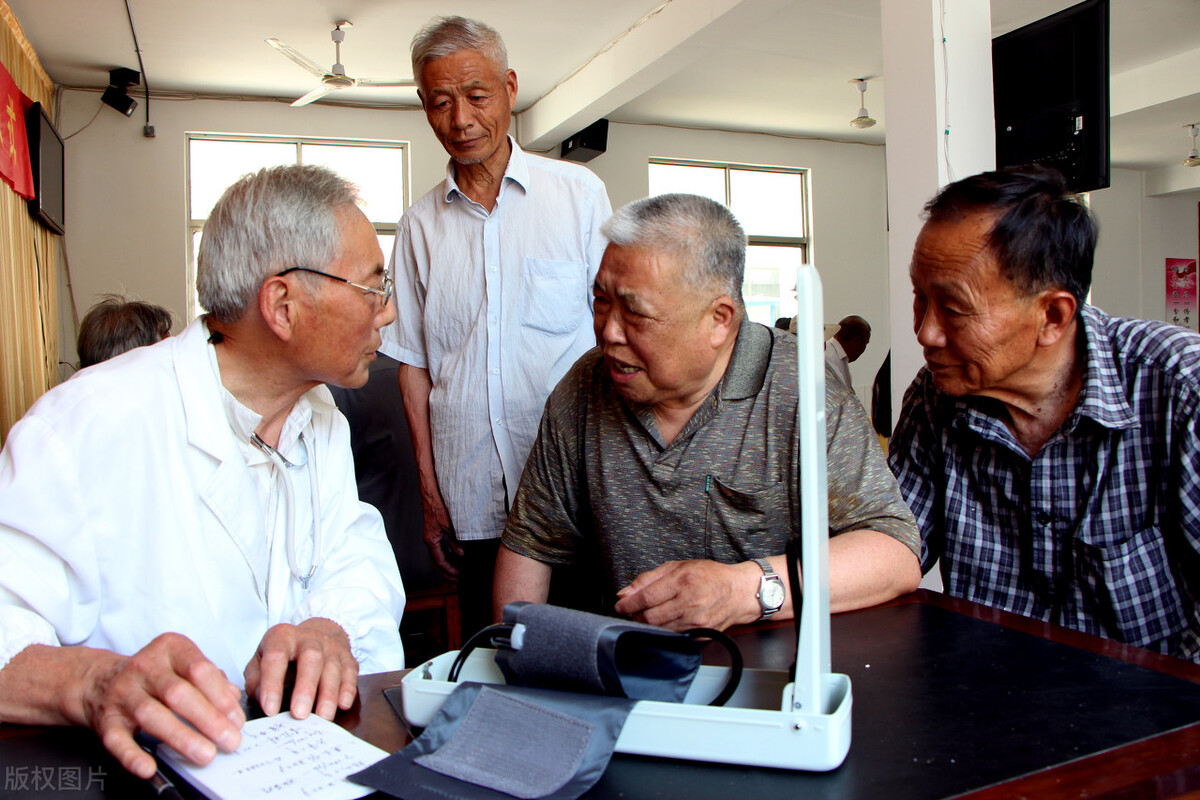 利尿剂治疗水肿的机制,什么中药消除钠水潴留
