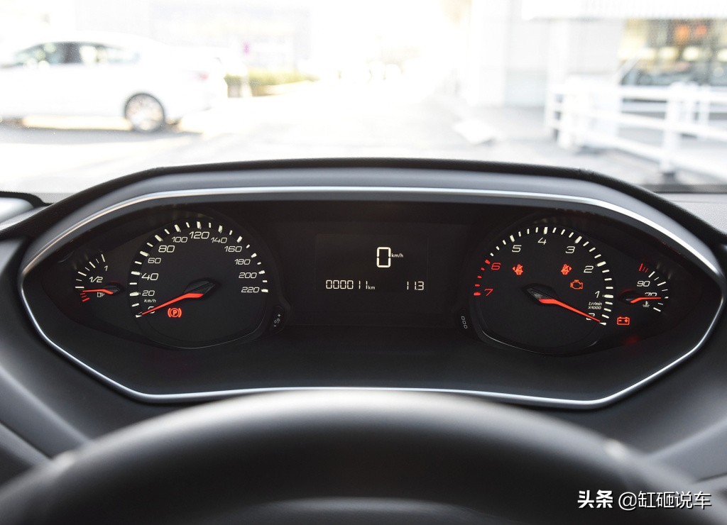 标致308底盘稳,标致308底盘低怎么回事