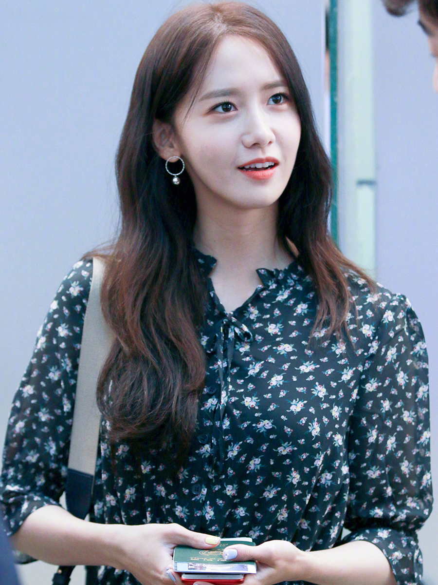 春游踏青怎么穿,裴珠泫穿搭夏天气质连衣裙