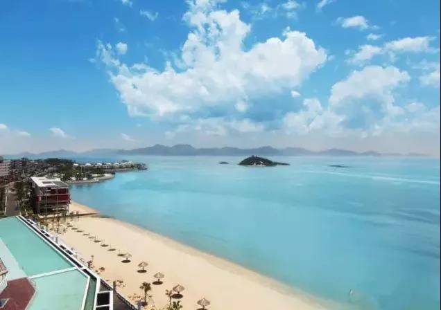 畅游泳池,夏季适合海边游泳的景区